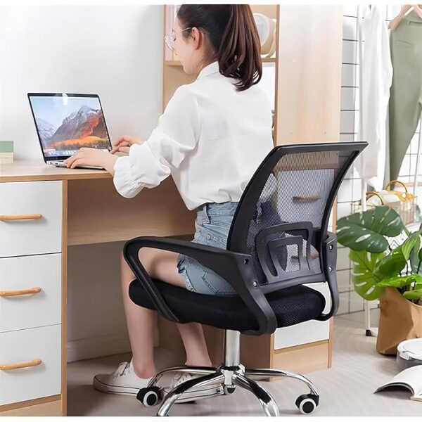 Ergonomic Clerical Mesh Computer Office Chair with adjustable features and breathable backrest for comfort and support.