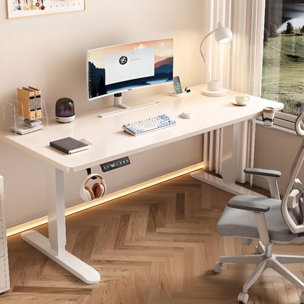 140cm Electric Adjustable Office Desk with motorized height adjustment for ergonomic comfort.