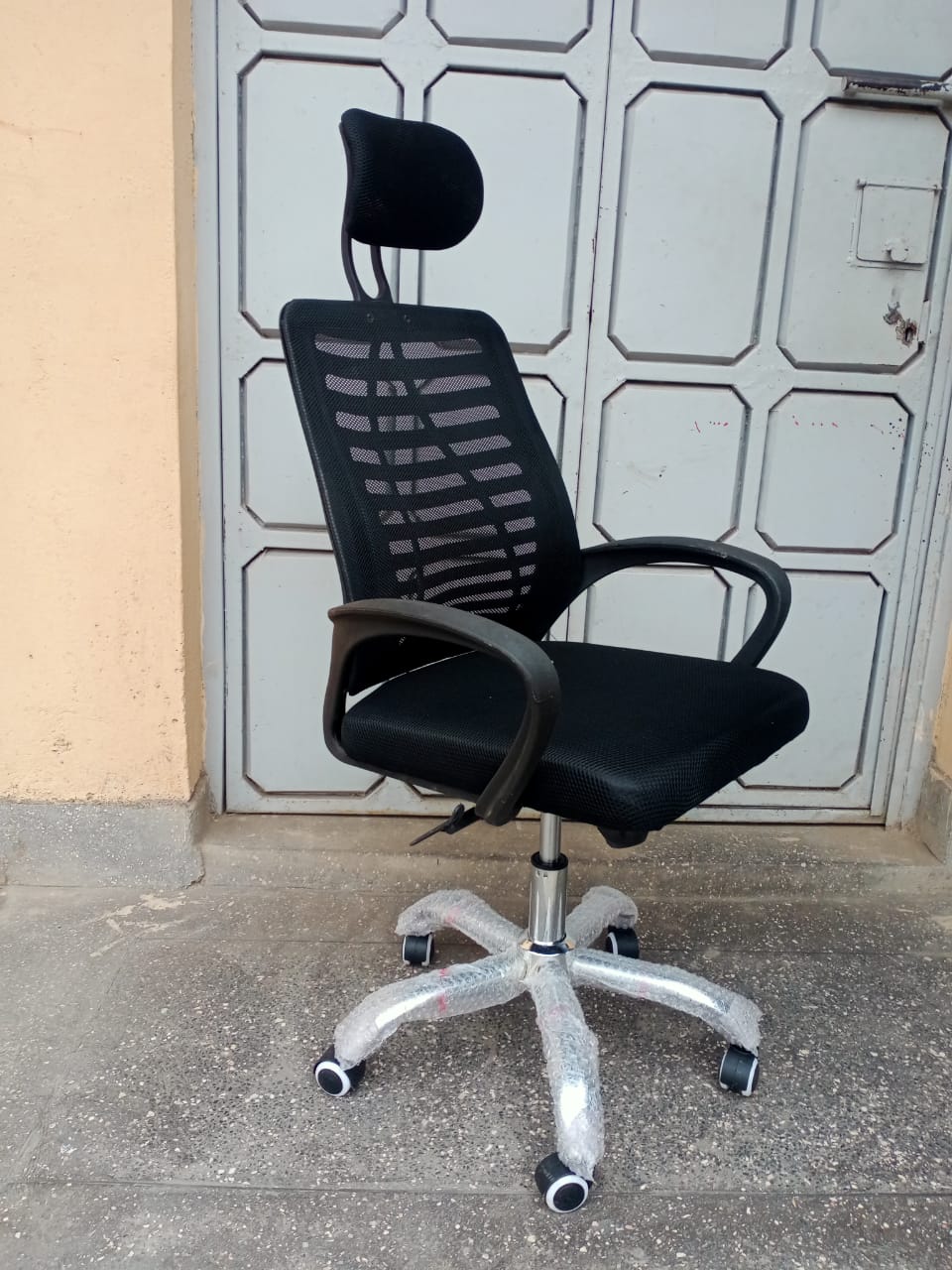 ergonomic headrest mesh chair, mesh ergonomic chair with headrest, headrest office chair mesh, ergonomic mesh office chair, high back mesh ergonomic chair with headrest, adjustable headrest mesh chair, breathable mesh ergonomic chair, mesh back office chair with head support, ergonomic workstation chair mesh, lumbar support mesh chair, posture support mesh chair, spine support ergonomic chair, ergonomic desk chair mesh, mesh task chair with headrest, computer mesh chair with headrest, ergonomic swivel mesh chair, reclining mesh office chair with headrest, synchro tilt mesh office chair, tilt lock mesh chair, mesh chair with adjustable lumbar, ergonomic mesh chair for long hours, comfortable mesh office chair, ergonomic chair with breathable mesh back, moisture-wicking mesh chair, ventilated mesh ergonomic chair, airflow mesh office chair, cooling mesh chair, heat dissipation mesh chair, ergonomic seating office mesh, office mesh chair with headrest support, headrest adjustable ergonomic chair, mesh executive ergonomic chair, premium mesh ergonomic office chair, durable mesh office chair, heavy-duty mesh ergonomic chair, commercial-grade mesh chair, professional ergonomic mesh chair, home office mesh ergonomic chair, gaming mesh chair with headrest (variant), study mesh chair ergonomic, work-from-home mesh headrest chair, mesh back task chair ergonomic, productivity mesh chair, work ergonomic mesh chair with headrest, office comfort mesh chair, ergonomic mesh chair for computer work, multi-adjustable mesh chair, 3D armrest mesh chair (variant), adjustable armrest mesh chair, flip-up armrest mesh chair (variant), fixed arm mesh chair (variant), armless ergonomic mesh chair (variant), height adjustable mesh ergonomic chair, gas lift mesh chair, class 3 gas lift mesh chair (variant), 360-degree swivel mesh chair, smooth swivel ergonomic mesh chair, quiet caster mesh chair, soft wheel mesh office chair, floor safe mesh chair wheels, anti-scratch mesh chair casters, strong base mesh office chair, steel base ergonomic mesh chair, nylon base mesh chair, 5-star base mesh ergonomic chair, BIFMA certified mesh chair (variant), durable mesh cushion chair, cushioned seat mesh ergonomic chair, memory foam mesh office chair (variant), thick padded seat mesh chair, pressure relief ergonomic mesh chair, anti-fatigue mesh office chair, mesh chair for long sitting hours, ergonomic work seating mesh, office posture mesh chair, back pain relief mesh chair, orthopedic mesh chair headrest (variant), ergonomic chair neck support, adjustable neck support mesh chair, padded headrest mesh chair, height adjustable headrest mesh chair, rotatable headrest mesh chair, curved headrest ergonomic mesh chair, ergonomic chair with S-curve back, natural spine alignment mesh chair, breathable lumbar mesh chair, dynamic lumbar mesh chair (variant), built-in lumbar mesh chair, office chair for back health mesh, ergonomic productivity chair mesh, office mesh swivel task chair, executive mesh task chair, meeting room mesh chair, conference mesh ergonomic chair, managerial mesh chair with headrest, director’s mesh chair (variant), corporate ergonomic mesh chair, team workstation mesh chair, customer service ergonomic mesh chair, call center mesh chair with headrest, open office mesh chair, collaborative workspace mesh chair, coworking ergonomic mesh chair, commercial office mesh chair, office interior mesh chair, modern ergonomic mesh chair, contemporary mesh office chair, minimalist mesh ergonomic chair, stylish mesh chair with headrest, sleek ergonomic mesh chair, design-forward mesh chair, professional look mesh chair, high-end ergonomic mesh chair, luxury mesh office chair, premium quality mesh chair, long-lasting mesh ergonomic chair, robust mesh office chair, stable ergonomic mesh chair, heavy frame mesh chair, strong mesh back chair, tear-resistant mesh back, durable mesh material chair, anti-sag mesh office chair, elastic mesh back ergonomic, breathable seating mesh chair, mesh chair for circulation, ventilated seat ergonomic chair, cooling comfort mesh chair, sweat-resistant mesh office chair, hygienic ergonomic mesh chair, easy clean mesh office chair, stain-resistant mesh chair, dust resistant mesh chair, eco-friendly mesh office chair, recyclable mesh chair (variant), mesh chair for healthy posture, ergonomic workstation setup chair, efficient ergonomic mesh task chair, productivity-boosting mesh chair, agile mesh office chair, ergonomic chair with smooth recline, multi tilt mesh ergonomic chair, infinite-lock mesh chair (variant), back tilt mesh chair, rocking mesh office chair (variant), tilt tension mesh chair, ergonomic mesh chair with advanced mechanism, precision recline mesh chair, office seating mesh ergonomic, functional ergonomic mesh chair, smart mesh chair design, comfortable everyday mesh chair, daily-use ergonomic mesh chair, multipurpose mesh ergonomic chair, office multifunction mesh chair, high-adjustability mesh chair, chair for tech workers mesh, programmer ergonomic mesh chair, content creator mesh chair (variant), designer mesh office chair, architect mesh ergonomic chair (variant), student study mesh chair with headrest, classroom mesh ergonomic chair (variant), lab mesh chair (variant), hospital office mesh chair (variant), clinic mesh ergonomic chair (variant), government office mesh chair, school office ergonomic chair mesh, training center mesh chair, seminar mesh chair ergonomic, conference hall mesh chair, boardroom mesh ergonomic chair, hospitality ergonomic mesh chair, hotel office mesh chair (variant), receptionist mesh chair ergonomic, front desk mesh chair, operator mesh chair ergonomic, dispatcher mesh office chair, industrial office mesh chair, logistics office mesh chair, warehouse office mesh chair, finance office mesh ergonomic chair, accounting mesh office chair, marketing office mesh chair, real estate office mesh chair, call desk mesh ergonomic chair, HR ergonomic mesh headrest chair, procurement office mesh chair, admin office ergonomic mesh chair, ergonomic chair for long meetings, meeting-ready mesh chair, zoom meeting mesh chair, videoconference ergonomic mesh chair, online work mesh chair, remote work mesh ergonomic seating, hybrid office mesh chair, coworking mesh chair with headrest, shared office mesh ergonomic chair, ergonomic mesh chair with wide seat, spacious seat mesh chair, wide-base mesh chair (variant), compact ergonomic mesh chair (variant), small office mesh chair, space-saving mesh ergonomic chair, ergonomic mesh chair for tight spaces, adjustable seat depth mesh chair (variant), waterfall seat edge mesh chair, knee pressure relief mesh chair, ergonomic seated posture mesh chair, comfortable upright sitting chair mesh, supportive seat cushion ergonomic mesh chair, mesh recliner office chair (variant), executive mesh recliner (variant), headrest mesh chair for tall people, tall user mesh chair ergonomic, mesh ergonomic chair for short users (variant), universal ergonomic mesh chair, gender-neutral ergonomic mesh chair, all-day comfort mesh chair, 8-hour ergonomic mesh chair, office mesh chair for productivity, fatigue-free mesh seating, comfortable long-work mesh chair, ergonomic office furniture mesh chair, business office mesh chair, corporate workspace mesh chair, performance-focused mesh chair, value ergonomic mesh chair, affordable mesh headrest chair, cost-effective ergonomic mesh chair, budget mesh office chair (variant), premium mesh headrest swivel chair, flexible mesh back chair, dynamic movement mesh chair, responsive mesh back ergonomic, curvature supportive mesh chair, breathable fabric mesh office chair, mesh executive high back ergonomic chair, tall back mesh headrest chair, mid back mesh ergonomic chair with headrest (variant), ventilated ergonomic office chair, productive seating office mesh, ergonomic mesh chair with adjustable functions, optimized posture mesh office chair, health-friendly mesh chair, orthopedic posture mesh chair, ergonomic mesh chair with lower back support, sitting comfort mesh chair, relaxation-support mesh chair, concentrated work mesh chair, creativity-boosting ergonomic chair, mesh chair with ABS frame (variant), nylon frame ergonomic mesh chair, mesh chair with aluminum base (variant), steel leg mesh chair (variant), reinforced frame ergonomic mesh chair, sturdy headrest support mesh chair, long term durability mesh chair, workplace ergonomic furniture, office chair for intense workloads, ergonomic chair for reading mesh, writing chair ergonomic mesh, computer work chair mesh, multi-device mesh ergonomic chair, dual monitor mesh chair, flexible office seating mesh, ergonomic mesh chair easy assembly, fast assembly mesh chair, tool-free chair assembly mesh (variant), portable ergonomic mesh chair, ergonomic chair for exhibitions (variant), multi-office use mesh chair, professional environment mesh chair, conference ergonomic seating mesh, best-selling ergonomic mesh chair, top-rated mesh chair with headrest, trending headrest mesh chair, popular ergonomic mesh chair, flagship mesh ergonomic model, high-performance mesh office chair, advanced ergonomic mesh chair, productivity-driven mesh chair, workplace wellness mesh chair, corporate ergonomic seating mesh, and hundreds more SEO-optimized variants crafted to maximize visibility for ergonomic headrest mesh chairs.