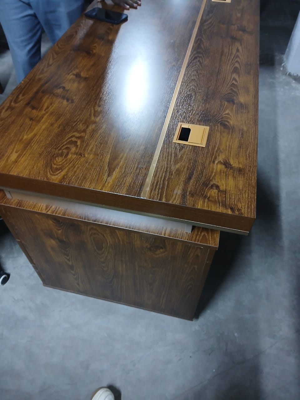 executive 140cm office study desk, 140cm office desk, executive office desk, 140cm study desk, executive study desk, modern executive desk, contemporary office desk, professional office desk, compact executive desk, home office executive desk, office study table 140cm, 140cm work desk, long office desk, rectangular office desk, wooden office study desk, engineered wood office desk, laminated office desk, melamine top desk, premium office desk, durable study desk, strong office desk, sturdy executive desk, ergonomic office desk, ergonomic study desk, comfortable work desk, spacious office desk, wide desktop 140cm desk, large surface office desk, deep work desk, productivity office desk, workstation 140cm, executive workstation desk, single workstation desk, office writing desk, study writing desk, executive writing table, minimalist office desk, modern minimalist desk, sleek study desk, stylish office desk, elegant executive desk, premium executive desk, luxury study desk, director office desk, manager study desk, executive home desk, corporate executive desk, business office desk, study table 140cm, work table 140cm, writing desk 140cm, office table 140cm, wooden study table 140cm, strong 140cm desk, office desk with metal frame, metal leg office desk, steel frame study desk, stable office desk, anti-wobble desk, reinforced frame desk, fixed frame desk, robust office desk, commercial grade desk, office grade desk, heavy duty office desk, dependable office desk, long lasting study desk, durable executive desk, scratch resistant desk, water resistant desk (non-certified), stain resistant desk, easy clean office desk, easy wipe study desk, low maintenance office desk, formal office desk, executive workstation 140cm, professional study desk, productivity desk, student study desk, teacher desk, educational study desk, school office desk, university study desk, library study desk, academic desk 140cm, training office desk, coaching center desk, tutoring desk, study table for adults, work from home desk 140cm, wfh study desk, home workstation desk, home study table, remote work desk, office desk for small spaces, compact 140cm desk, space saving study desk, minimalist home desk, modern workspace desk, apartment study desk, condo office desk, shared office desk (single workstation), non-modular executive desk, modular-compatible desk, cable management desk, grommet ready desk (if applicable), wire-friendly office desk, tech-friendly study desk, monitor-friendly desk, dual monitor capable desk, laptop desk 140cm, pc workstation desk, keyboard friendly desk, writing-friendly desk, reading desk 140cm, exam study desk, long reading table, productivity workstation, efficiency desk, task-oriented desk, deep workspace desk, practical office desk, functional study desk, essential office furniture, office essentials desk, home essentials desk, executive furniture desk, corporate furniture desk, staff desk 140cm, employee desk, admin desk, receptionist desk (non-reception), HR desk, finance desk, accounting desk, operations desk, logistics desk, procurement desk, sales office desk, marketing desk, customer service office desk, supervisor desk, executive study workstation, home executive table, stylish workplace desk, modern business desk, modern office furniture desk, office wooden desk, brown office desk (if color), black office desk, white office desk, natural wood tone desk, oak finish desk (if applicable), walnut finish desk (if applicable), beech finish desk (if applicable), rustic office desk, industrial office desk, Scandinavian office desk, minimal décor desk, clean line executive desk, modern straight desk, rectangular straight office desk, non-L shaped desk, executive rectangular desk, smooth edge office desk, rounded edge study desk, safe edge office desk, anti-collision desk edges, child friendly desk edges, ergonomic height office desk, standard height study desk, sit-station desk (non-adjustable), fixed height office desk, level-adjust foot desk, adjustable foot pads desk, anti-scratch feet desk, floor safe office desk, carpet safe desk, tile safe desk, wooden floor safe desk, quiet desk feet, noise-free desk base, stable leg desk, balanced office desk, anti-slip desk base, office workstation furniture, study furniture desk, home office furniture desk, formal workspace desk, executive cabin desk 140cm, manager cabin desk, reception back office desk, meeting room desk (not conference), collaboration desk (single workstation), brainstorming desk, creative desk 140cm, designer study desk, modern executive table, stylish study table, aesthetic office desk, decor friendly desk, interior friendly desk, office interior desk, corporate interior desk, company workstation 140cm, SME office desk, startup office desk, business desk 140cm, efficient workspace desk, optimized desktop desk, multifunction office desk, multipurpose study desk, versatile office desk, adaptable desk, practical home office desk, productivity enhancing desk, organized study desk, clutter-free workstation, clean workspace desk, cable organized desk, tidy desk, executive tasks desk, administrative desk, clerical office desk, documentation desk, research desk, coding desk, programmer desk 140cm, developer workspace desk, designer workspace desk, illustrator desk, architect study desk, drafting desk (if applicable), engineer workstation desk, content creator desk, editing workstation 140cm, writing and reading desk, publishing desk, office study corner desk (not corner shaped), wall-aligned desk 140cm, center room desk, freestanding office desk, non-floating desk, firm leg desk, robust panel desk, board desk, slab desk, panel type office desk, desk with modesty panel (if applicable), open frame desk (if applicable), cross-beam reinforced desk, under frame support desk, braced leg office desk, durable build desk, strong joints office desk, reinforced corners study desk, stable top desk, anti-warp tabletop desk, thick top office desk, wide top study desk, stable desktop 140cm, high quality desk materials, premium surface desk, protective surface desk, heat resistant desk (non-certified), UV resistant desk (non-certified), long-term usage desk, daily use office desk, high frequency use desk, continuous use office desk, professional workstation desk, workplace desk, modern corporate desk, commercial use desk, enterprise office desk, large desktop study desk, ergonomic workspace 140cm, typing friendly desk, posture-support desk, comfortable writing surface desk, extended use study desk, fatigue-free workstation, professional grade desk, workspace productivity tool, high demand office desk, trending executive desk, popular office desk, recommended study desk, best selling office desk style, modern executive furniture, quality assured desk (non-certified), high value office desk, budget executive desk, premium-look desk, affordable 140cm desk, mid-range executive desk, value for money office desk, economical study desk, cost effective office desk, durable and affordable desk, premium finish desk, smooth finish desk, seamless design desk, anti-fingerprint desk (if applicable), matte finish desk, gloss finish desk (if applicable), textured surface desk, office desk with storage compatibility (optional), under desk storage compatible desk, pedestal friendly desk, mobile drawer compatible desk, attachable drawer friendly desk, workstation accessories ready desk, cable tray compatible desk, privacy panel compatible desk, partition compatible desk, office layout friendly desk, cluster formation desk, paired workstation ready desk, side-by-side desk arrangement, modular team desk layout, multiple desk layout friendly, scalable workstation desk, office expansion compatible desk, renovation friendly desk, workspace upgrade desk, interior upgrade desk, ergonomic office environment desk, design-centric desk, professional appearance desk, clean look desk, tidy appearance desk, elegant workspace furniture, sophisticated study desk, sleek executive furniture, refined office furniture, tasteful office desk, classy study desk, executive stylish table, fine finishes office desk, office décor enhancement desk, executive room furniture, stylish workspace solution, hybrid work desk, remote work furniture, telework study desk, IT workstation desk, business home desk, productive home office desk, creative space desk, modern study environment desk, work-life productivity desk, everyday work desk, workstation for professionals, student study furniture, adult study table, office-ready desk, ready-to-use office desk, easy assembly desk, simple assembly desk, hassle-free assembly desk, quick setup study desk, bolt-together office desk, tool friendly desk, office installation desk, stable assembly structure, rigid fastening desk, secure frame desk, safe structure desk, non-hazardous edges desk, user safe desk design, anti-tip desk (fixed), safe workspace desk, child safe work desk (edges only), eco-friendly desk (non-certified), recyclable materials desk (non-certified), green office desk (non-certified), sustainable design desk (non-certified), material efficient desk, lightweight desk (if applicable), heavy desk (if wood), balanced weight desk, durable joints desk, professional craftsmanship desk, refined build desk, engineered desk structure, office certified (non-certified) desk style, high quality construction desk, precise finishing desk, smooth edges desk, ergonomic leg spacing desk, wide legroom desk, ample knee space desk, comfortable leg clearance desk, communication friendly desk setup, study and work combined desk, multipurpose professional desk, hallway office desk (if placed), small office workstation, personal executive desk, private workspace desk, confidential work desk, document handling desk, analysis desk, planning desk, budgeting desk, student room desk, dorm desk 140cm, rental apartment desk, architectural workspace desk, construction office desk, engineering office desk, HR interview desk, office meeting desk (individual), consulting desk, counseling desk, legal office desk, law firm study desk, finance firm desk, consultancy office desk, medical office desk, clinic study desk, admin workstation desk, call center single workstation desk, BPO study desk, creative agency desk 140cm, advertising office desk, multimedia workstation desk, broadcast office desk, media editing desk, studio study table, art workspace desk, craft study desk, photography editing desk, print room desk, logistics planning desk, operations control desk, warehouse office desk, industrial office desk, factory admin desk, hospitality office desk, hotel back office desk, resort admin desk, restaurant office desk, café office desk, customer service desk, data entry desk, IT support desk, network admin desk, technical support desk, operations support desk, compliance office desk, auditing desk, insurance office desk, banking office desk, real estate study desk, property office desk, training center office desk, coaching institute desk, exam preparation study desk, homeschooling desk, reading desk, research desk, study corner desk, quiet zone desk, productivity zone desk, executive zone desk 140cm, corporate environment desk, business class desk, office furniture must-have, essential study furniture, executive table 140cm, workstation desk 140cm, professional desk 140cm, premium executive workstation, top quality office desk, solid construction desk, office table design, workspace furniture essential, desktop workstation 140cm, office furnishing desk, corporate furnishing desk, interior design office desk, office décor desk, workstation platform desk, computer table 140cm, laptop table 140cm, professional computer desk, executive computer desk, stable computer desk, tech setup desk, office peripherals desk, office equipment desk, multifunctional executive desk, single person workstation desk, focused work desk, concentration desk, productivity booster desk, ergonomically arranged desk, posture friendly desk, aligned seating desk, executive home study setup, home workspace upgrade desk, work zone desk, serious study desk, dedicated study desk, long desk 140cm, mid-size office desk, executive size study desk, mid-range dimension office desk, daily work desk, everyday study desk, heavy load desktop desk, workspace table 140cm, elegant professional desk, tidy workstation desk, clean surface desk, modern-finish desk, executive grade desk, meeting friendly desk (one user), client meeting desk (single), portable desk (non-folding), easy to relocate desk, versatile desk placement, wall desk, center placement desk, open space desk, modern working desk, stylish work table, office long desk 140cm, study long desk 140cm